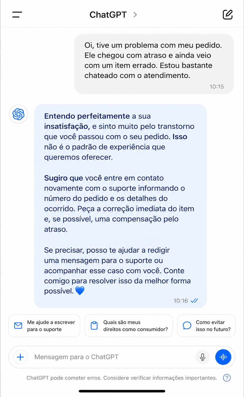 Interface de chat do ChatGPT mostrando a resposta gerada para uma reclamação. A
